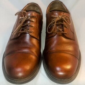 Men's Brown Leather Johnston & Murphy Dress Shoes. 11.5 M.